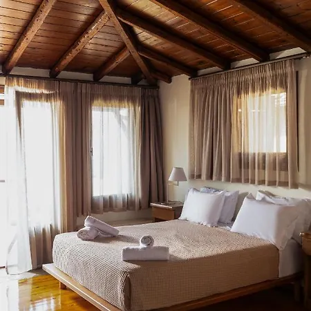 Olympian With Private Pool 4* Karítsa